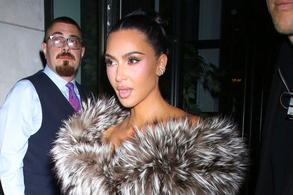 Kim Kardashian Labeled A “Freak” Over Busty Rio Thirst Traps Piccs