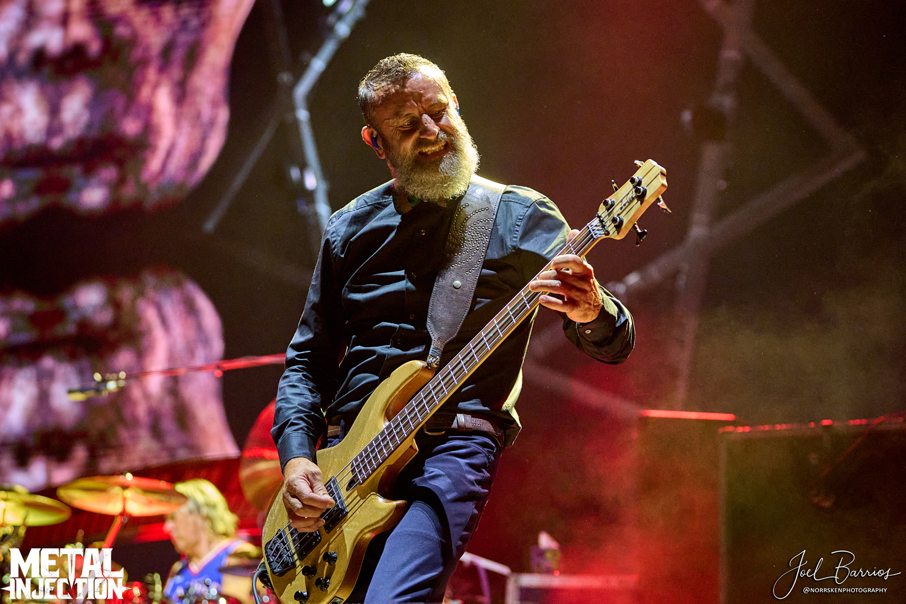 JUSTIN CHANCELLOR Explains TOOL’s Slow Path Into New Record: “We Don’t Want It To Be On A Schedule, We Wanna Be Proud Of It”