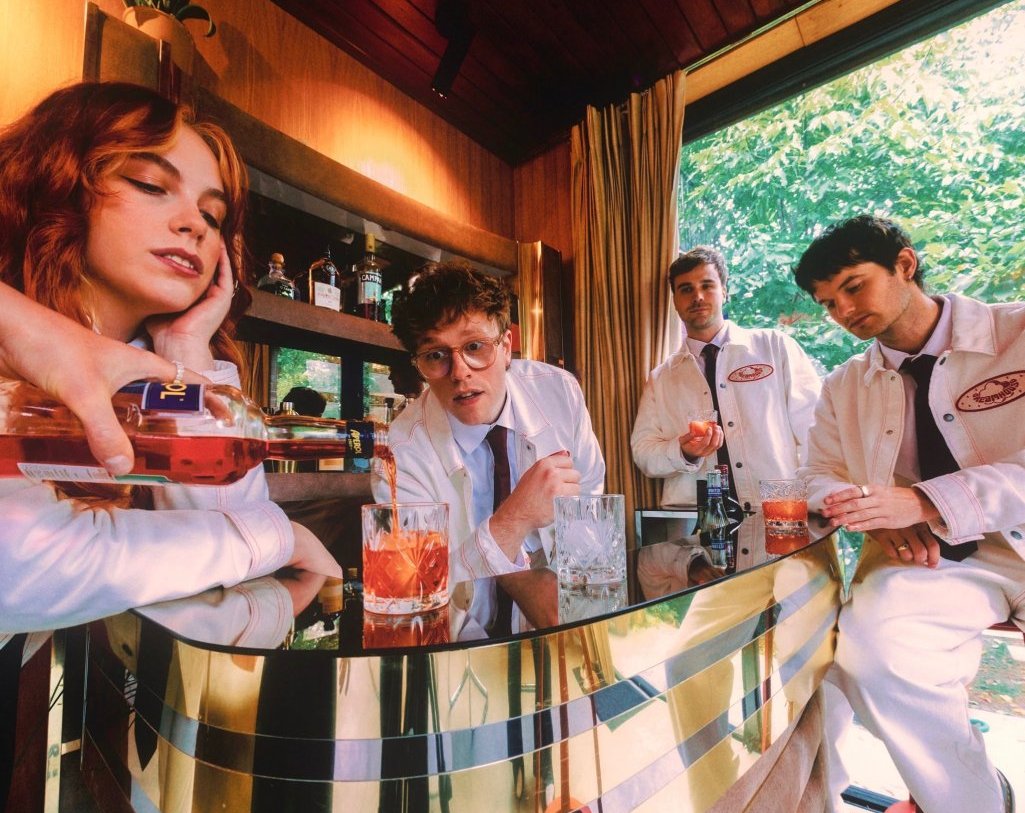 DECO Bring Euphoric Energy To New Single “Weekend” Ahead of “Dreamland” Album