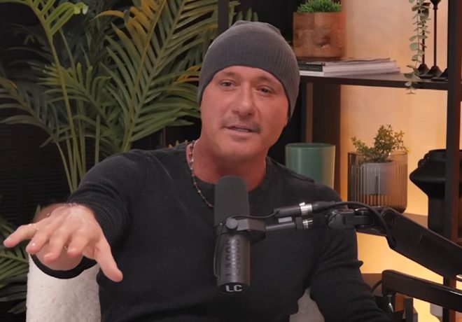 Tim McGraw Shocks Fans With ‘Jacked’ Abs, ‘Inspiration’