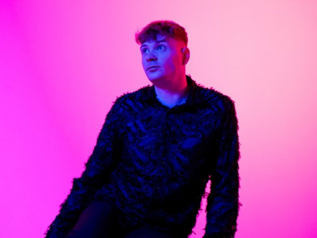 Samuel Evanson Explores Regret and Lost Love on New Single “Bad.”