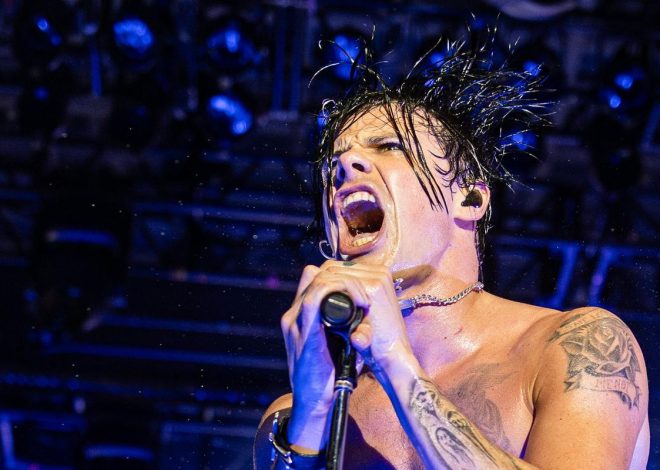 4 Takeaways From Yungblud’s Idols World Tour