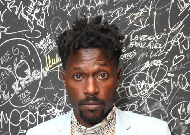 Antonio Brown Plans Deal After Accuser Says He Forgives Him