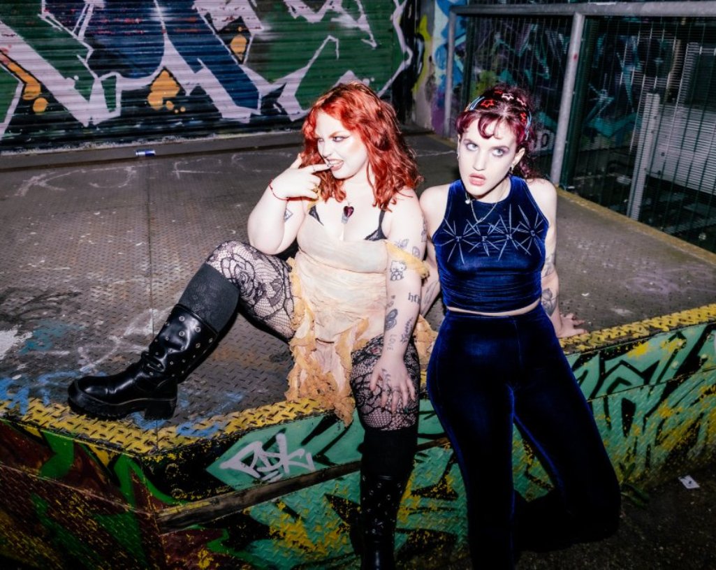 COWZ Unleash Queer Joy on New Track “je ne sais quoi (STAR)”