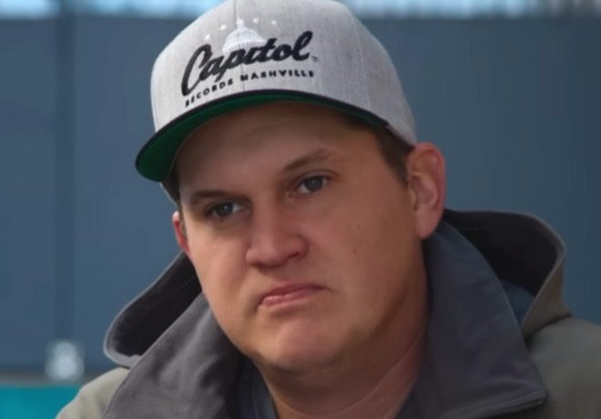 Jon Pardi Shows Off ‘Knarly’ Stabbing Scars, Pic