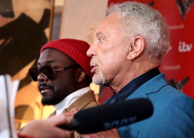 Will.i.am Responds With Tears As Tom Jones Loses The Voice UK Job