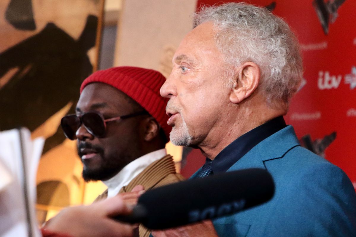 Will.i.am Responds With Tears As Tom Jones Loses The Voice UK Job